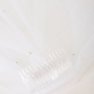 NWT Lulus White Veil with Pearls